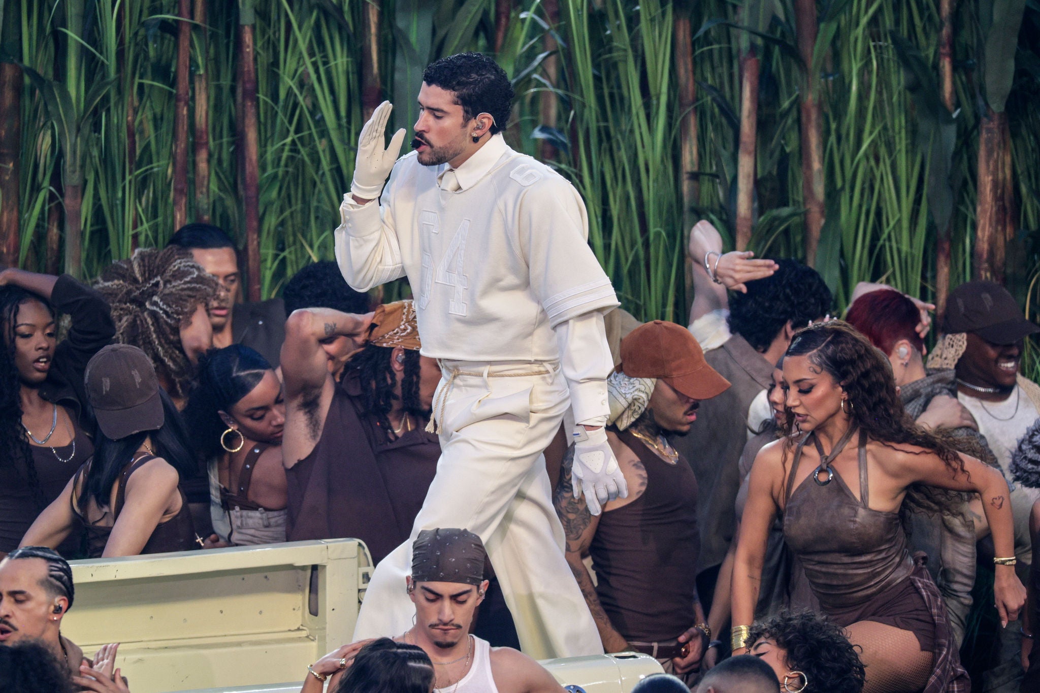SANTA CLARA (United States), 09/02/2026.- Bad Bunny performs in the Halftime Show of the Super Bowl LX between the New England Patriots and the Seattle Seahawks at the Levi's Stadium in Santa Clara, California, USA, 08 February 2026. EFE/EPA/CHRIS TORRES
