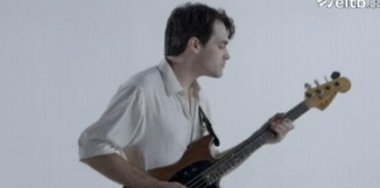 Vídeo: Delorean nueva canción Apar | El grupo estrena 'Unhold' | ORAIN
