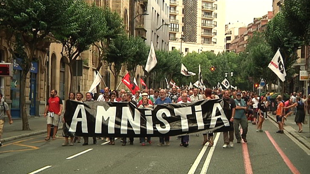 Amnistia eta Askatasuna | Marcha por la amnistía de los presos | ORAIN