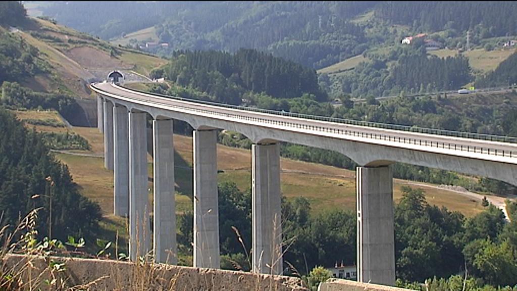 Acuerdo entre gobiernos para completar el trazado del TAV en Navarra