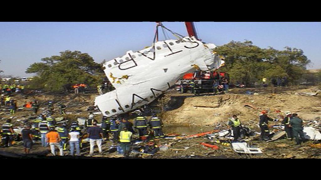 NUEVE A OS DEL ACCIDENTE DE SPAINAIR EN BARAJAS 154 MUERTOS 18 HERIDOS nueve-a-os-del-accidente-de-spainair-en-barajas-154-muertos-18-heridos
