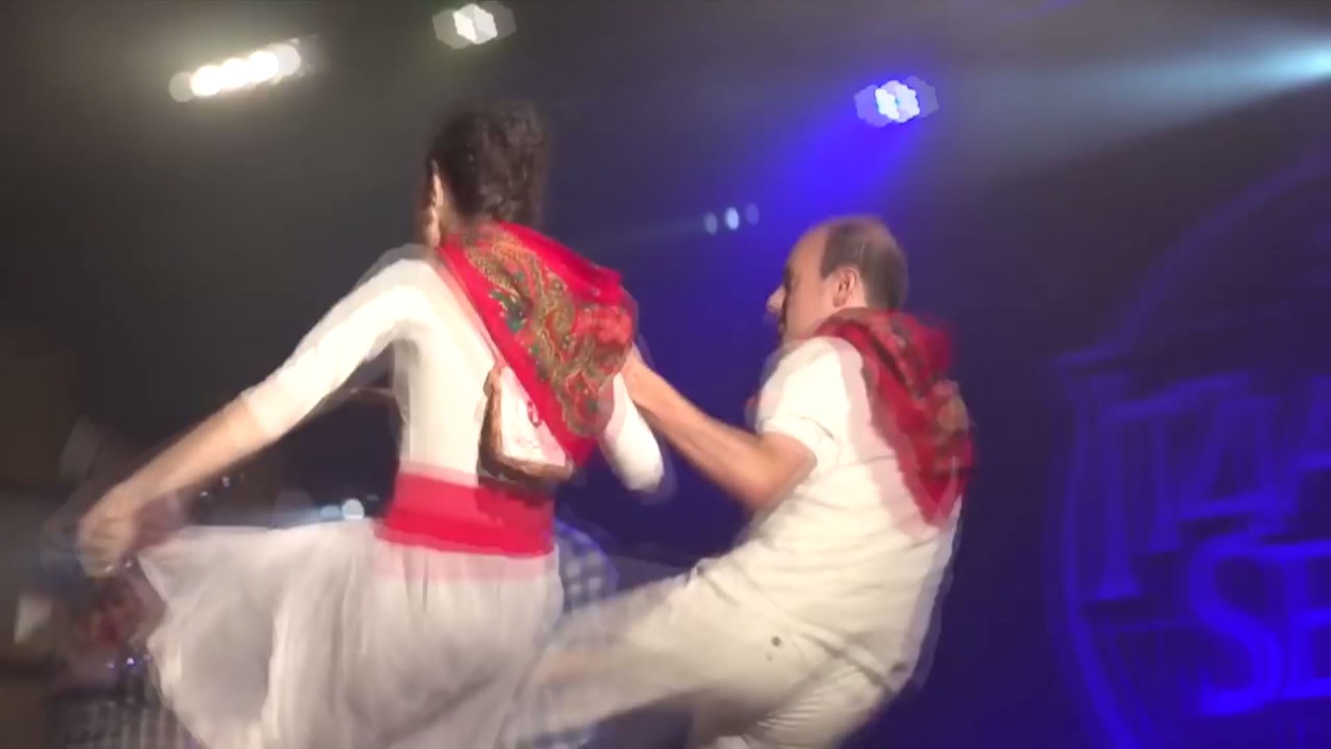 Rupero Vídeo: Kantuetan Dantzan fusiona la danza con la música en directo | ORAIN