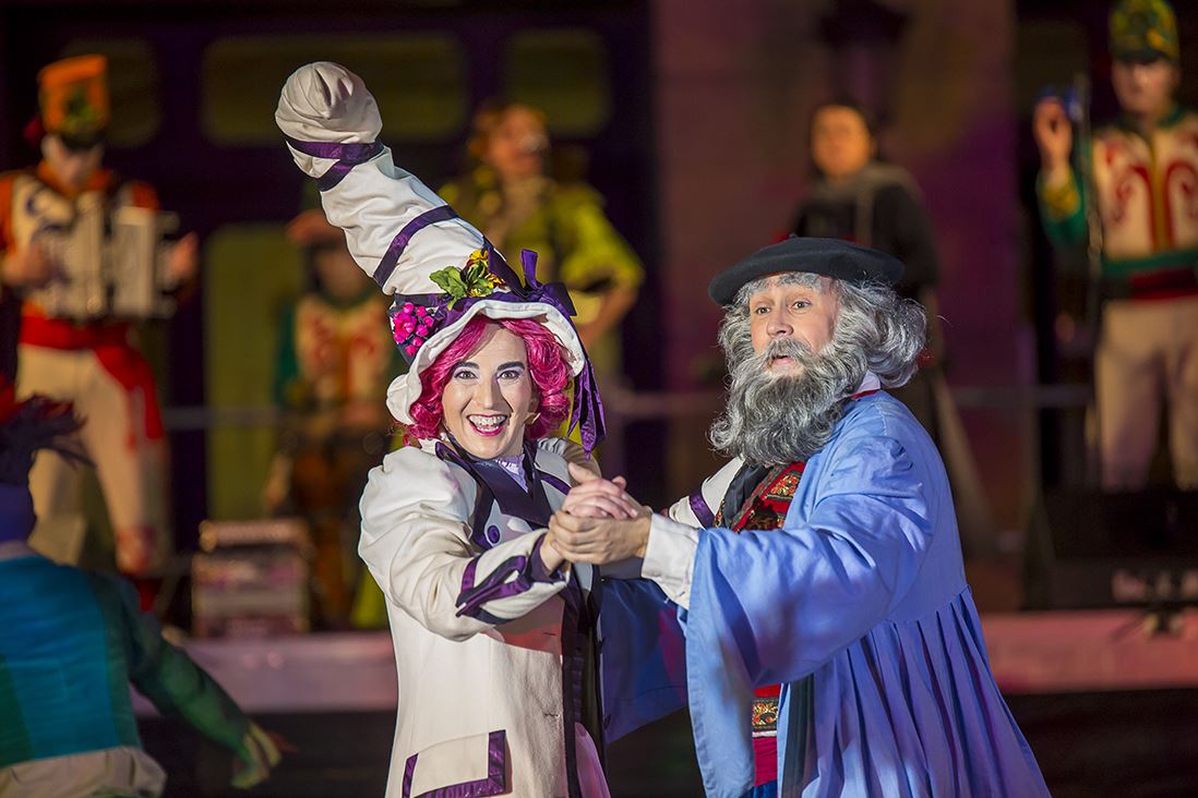 Olentzero y Mari Domingi llegan este lunes a Bilbao para recorrer sus calles  en la tradicional kalejira | ORAIN