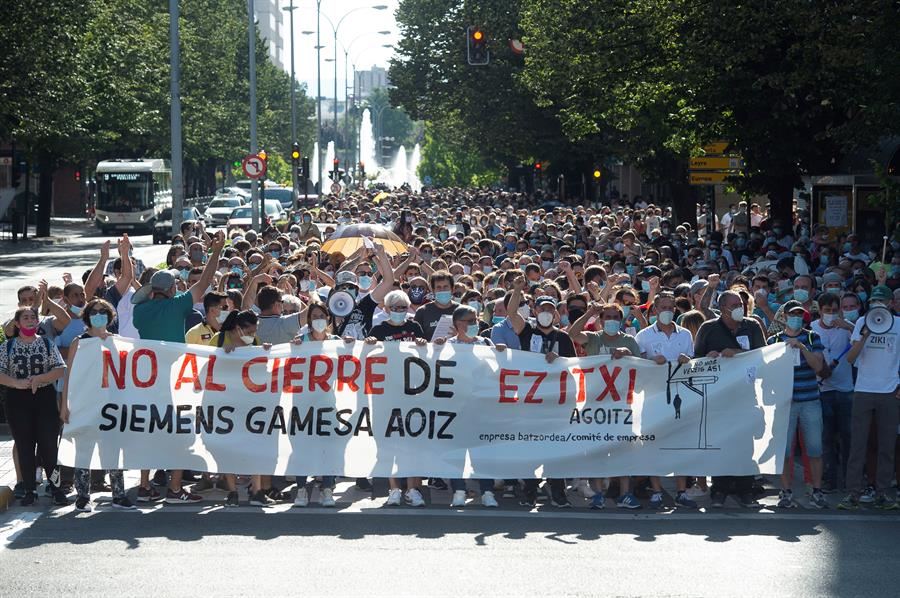 Video: Protesta contra el cierre de la planta de Siemens Gamesa en Aoiz