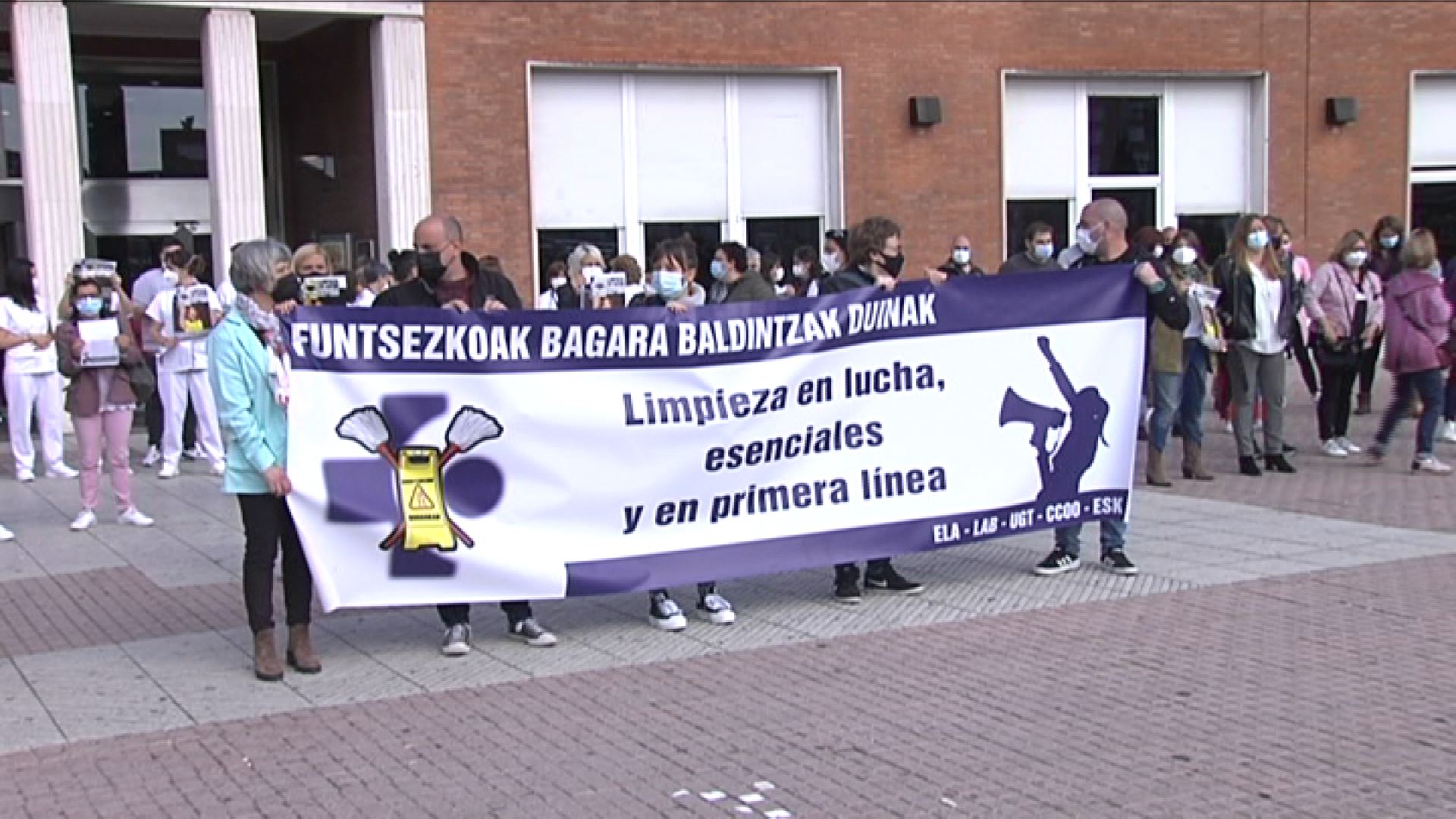 Las trabajadoras de la limpieza de Osakidetza realizarán huelga durante ...