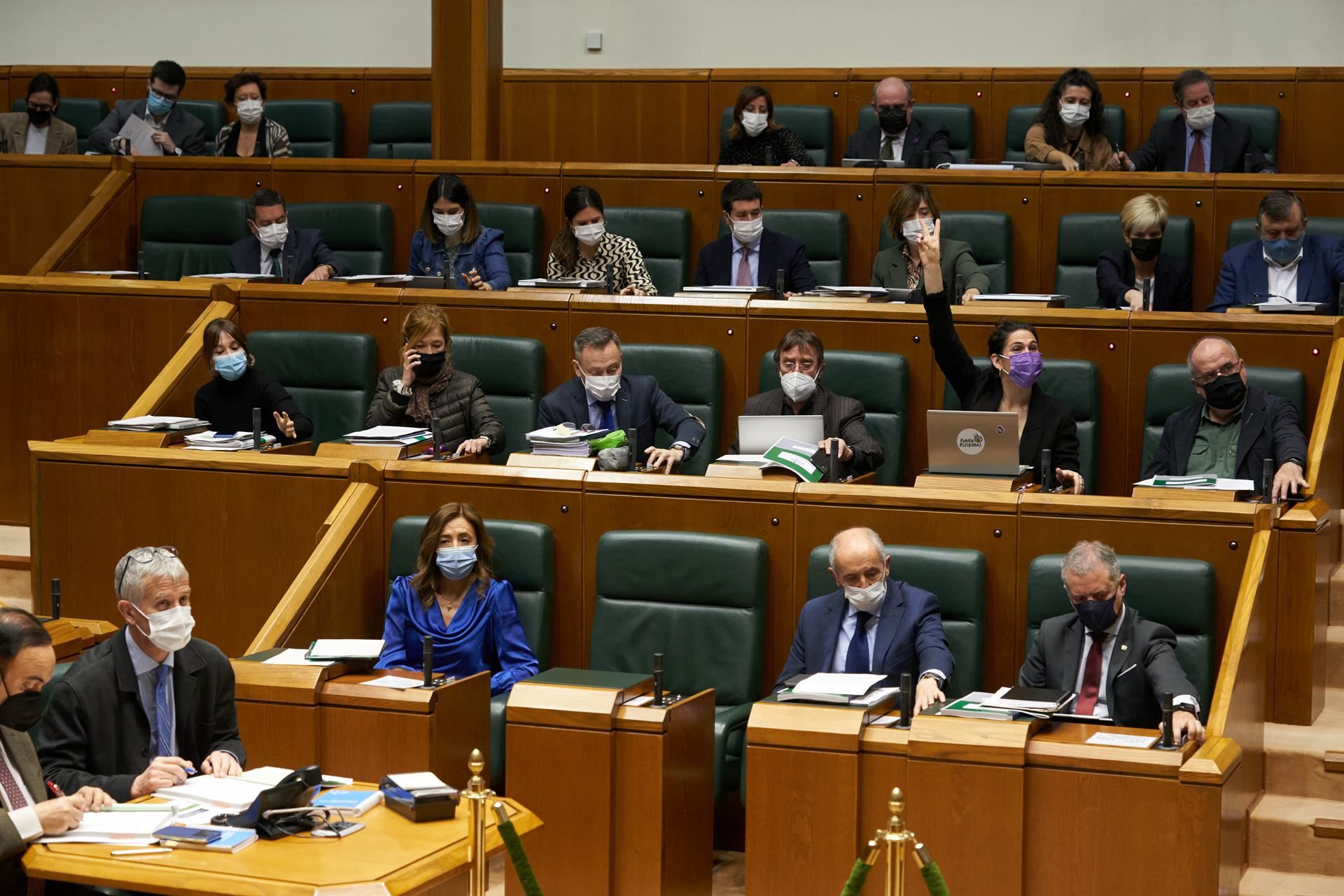 El Parlamento Vasco aprueba las bases para la futura ley de Educación ...