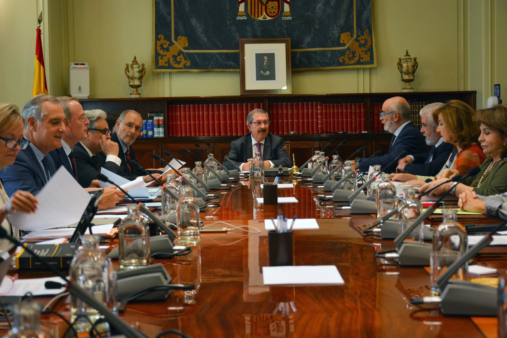 El CGPJ estudia abrir un expediente disciplinario al juez Peinado por ...