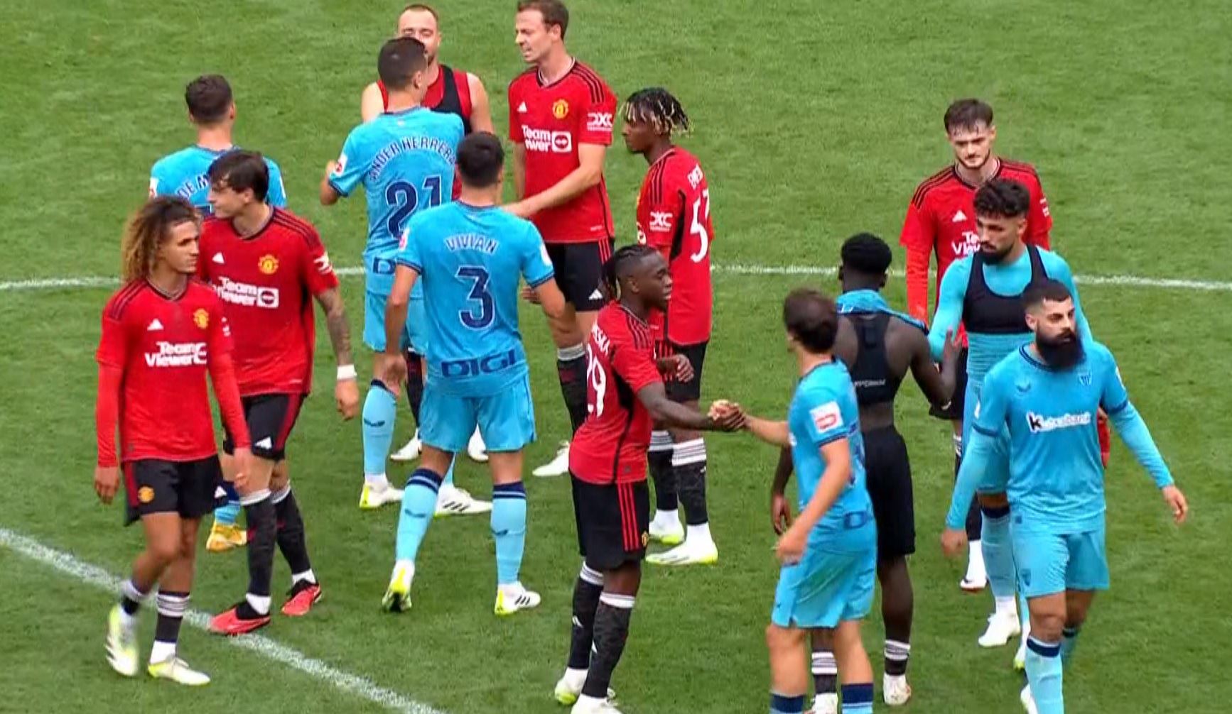 Un Athletic con diez empata con el Manchester United en el último ...