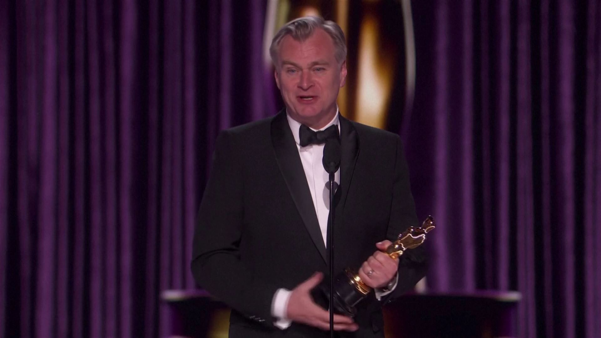 Vídeo: Christopher Nolan gana el Óscar a mejor dirección