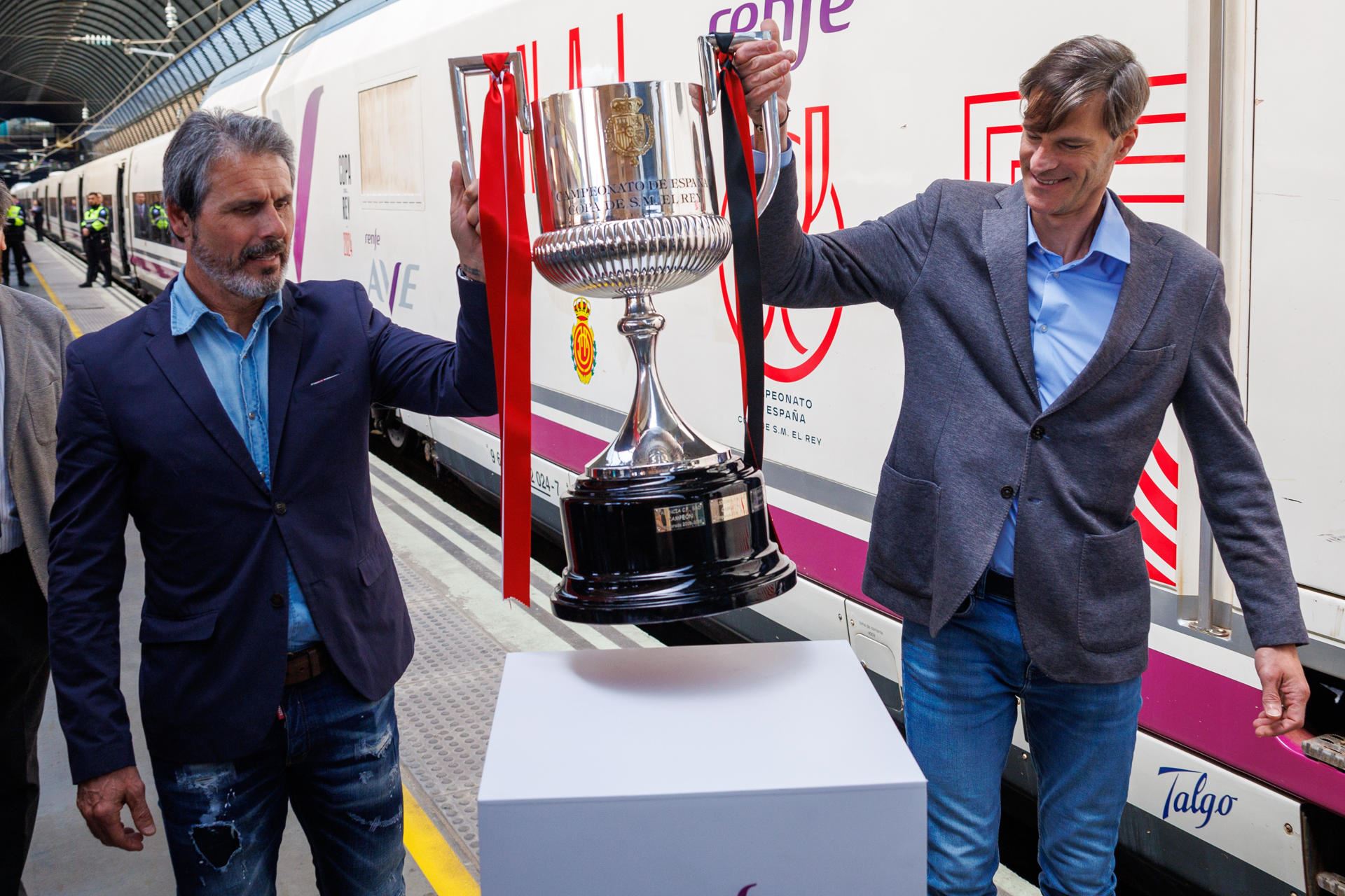 Vídeo: La Copa del Rey ya ha llegado a Sevilla | ORAIN