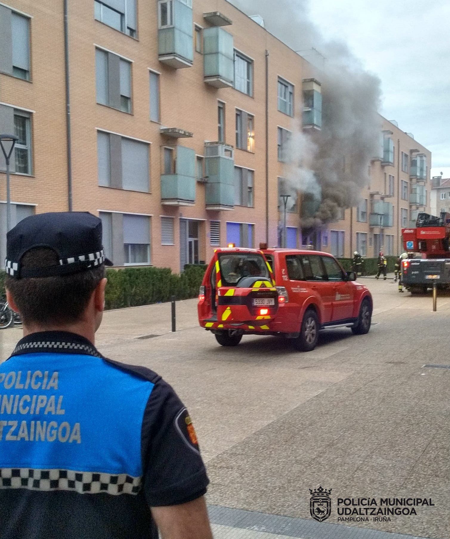 Dos personas trasladadas al hospital por inhalar humo en el incendio de ...