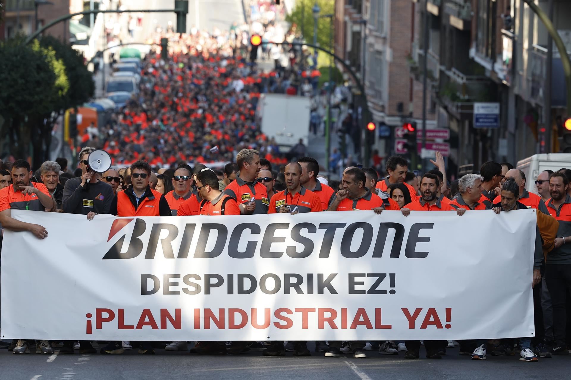 Trabajadores de Bridgestone Basauri secundan hoy la primera de las ...