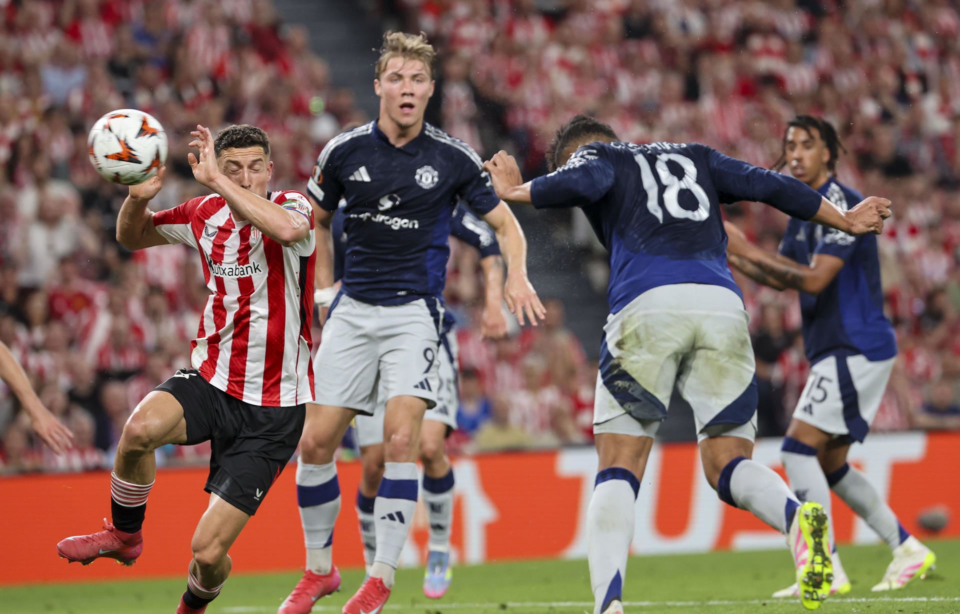 El Athletic Club busca una remontada histórica en Old Trafford | KIROLAK
