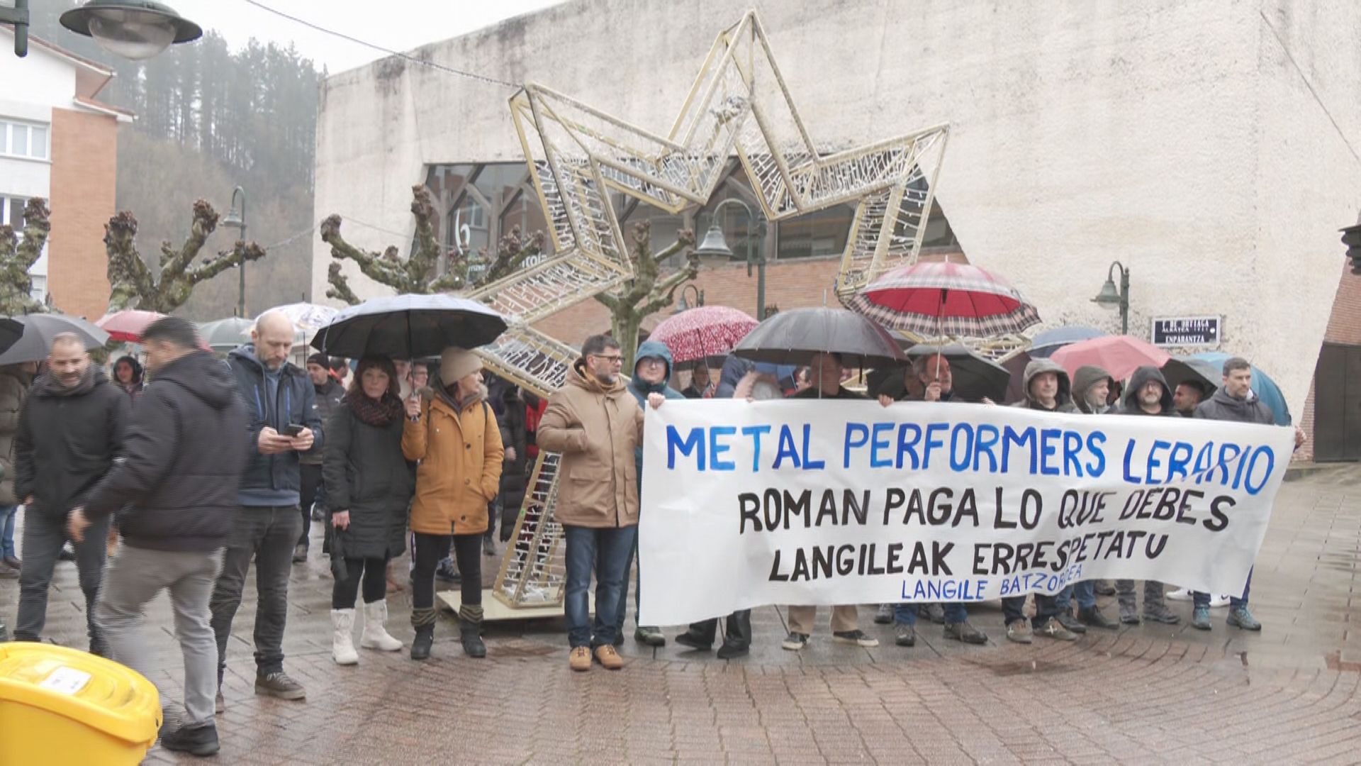La plantilla de Metal Group se moviliza contra el cierre de la planta ...