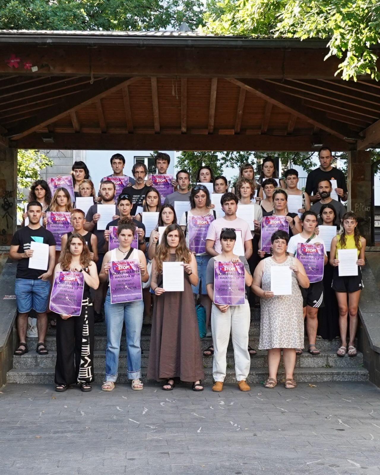 Bertsozale Elkartea, el Movimiento Feminista de Orereta y la Asamblea de  Feministas de Oiartzun denuncian las agresiones de un profesor de Xenpelar  Bertso Eskola de Orereta | ORAIN